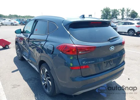 2020 Hyundai Tucson Sport z USA, uszkodzony, nr VIN KM8J3CAL3LU202216